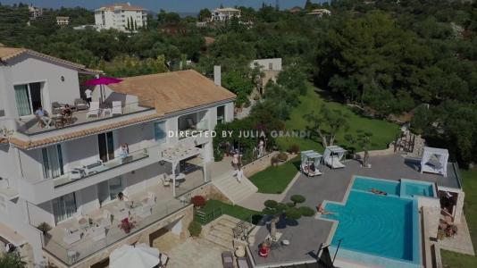 Превью Реальный сервис в дорогой гостинице № 18513