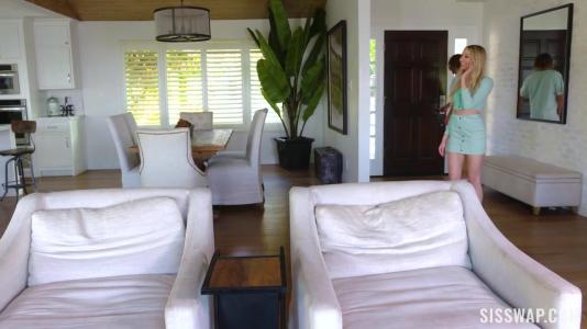 Превью Близкородственная групповушка на Хэллоуин № 18529