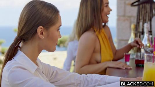 Превью Рядом с большим чёрным членом жизнь сложилась № 18557