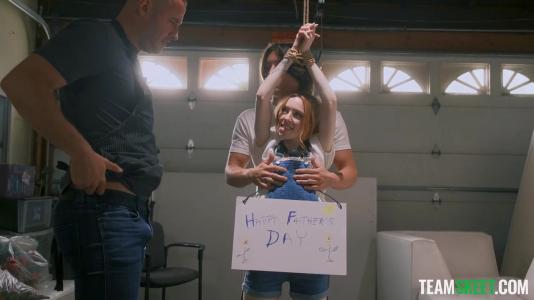 Превью Школьница готова к самым жёстким играм № 18674