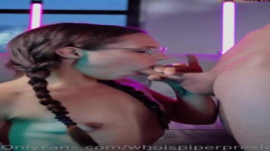 Превью Пришла из школы и давай прыгать на члене № 18678