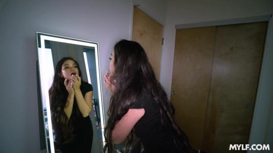 Превью Невероятные таланты прекрасной милфы № 18720