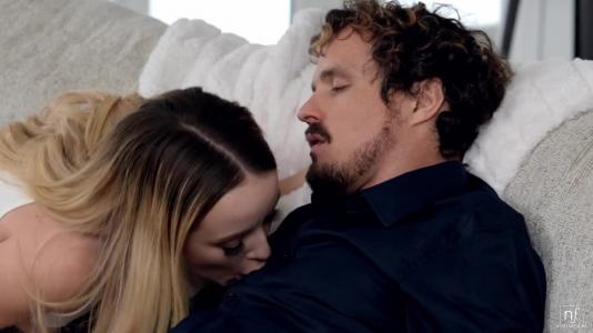 Превью Сестричка оказалась настоящей блядью № 19298