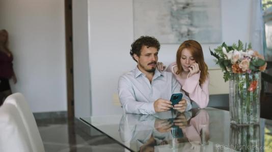 Превью Самый отчаянный родственный тройничок № 19302