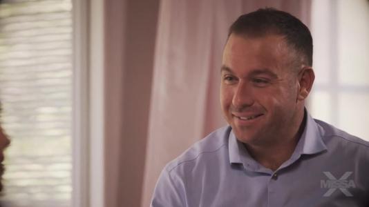 Влюблённая девушка отдаётся, не глядя